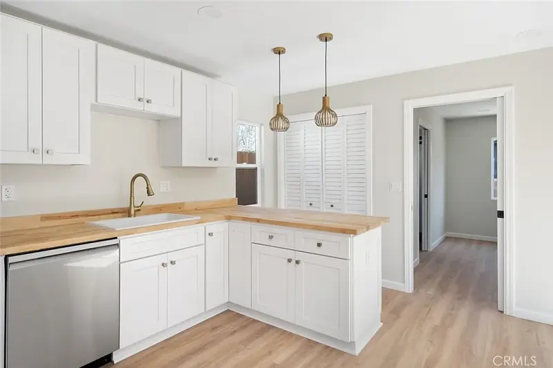 Pasadena farmhouse garage conversion — bedroom