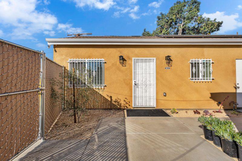 North Hills duplex ADU — front entrance
